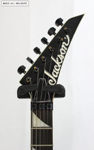 Cargar imagen en el visor de la galería, Jackson Dinky Arch Top JS32 DKA Pavo Purple