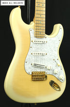 Cargar imagen en el visor de la galería, Fender Stratocaster Japan Richie Kotzen Transparent White Burst