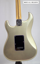 Cargar imagen en el visor de la galería, --Sold--Fender 75th Anniversary Stratocaster Platinum Diamond