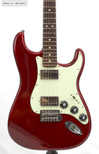 Cargar imagen en el visor de la galería, Fender Blacktop Stratocaster Mex Hh Candy Apple Red