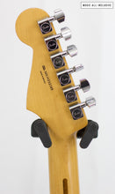 Cargar imagen en el visor de la galería, Fender Blacktop Stratocaster Mex Hh Candy Apple Red