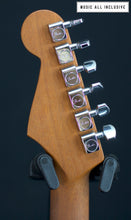 Cargar imagen en el visor de la galería, Fender American Acoustasonic Jazzmaster Alphine White