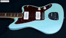 Cargar imagen en el visor de la galería, --Sold--Fender Classic Jazzmaster Limited Edition 60th Anniversary
