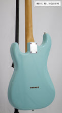 Cargar imagen en el visor de la galería, Fender Noventa Stratocaster P90 Mex Daphne Blue