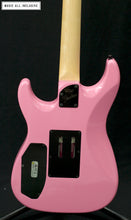 Cargar imagen en el visor de la galería, Fender Japan Limited Edition Hm Strat Flash Pink