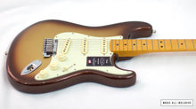 Cargar imagen en el visor de la galería, Fender American Ultra Stratocaster Mocha Burst