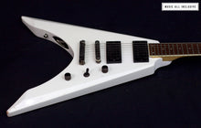 Cargar imagen en el visor de la galería, Fernandes Vortex X08 Hh White Flying V