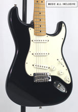 Cargar imagen en el visor de la galería, —Sold—Fender Stratocaster Standard MiM Black