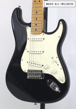 Cargar imagen en el visor de la galería, —Sold—Fender Stratocaster Standard MiM Black