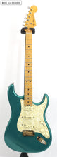 Cargar imagen en el visor de la galería, Fender American Elite Stratocaster Ocean Turquoise Metallic