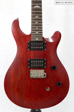 Cargar imagen en el visor de la galería, PRS SE CE 24 Standard Satin Vintage Cherry