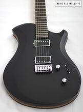 Cargar imagen en el visor de la galería, Relish Mary Wood Alder Shady Black 001