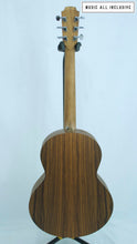 Cargar imagen en el visor de la galería, Sheeran Lowden S02 Sitka Top Bevel Lr Baggs Electroacustica