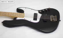 Cargar imagen en el visor de la galería, Squier Contemporary Active Jazz Bass V Hh Mn Flat Black