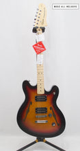 Cargar imagen en el visor de la galería, Squier Starcaster 3tone Sunburst Semihollow