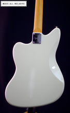 Cargar imagen en el visor de la galería, Squier J Mascis Jazzmaster Vintage White