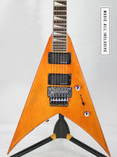 Cargar imagen en el visor de la galería, Jackson King V Kvx Pro Seymour Duncan Blackouts