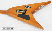 Cargar imagen en el visor de la galería, Jackson King V Kvx Pro Seymour Duncan Blackouts