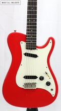 Cargar imagen en el visor de la galería, Fender Bullet USA Single Cutaway 1981 Dakota Red
