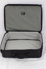 Cargar imagen en el visor de la galería, Mono Pedalboard 2.0 Small Accesory Case
