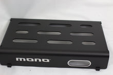 Cargar imagen en el visor de la galería, Mono Pedalboard 2.0 Small Accesory Case
