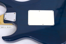 Cargar imagen en el visor de la galería, Esp E-II St-1 Quilted Blue Burst
