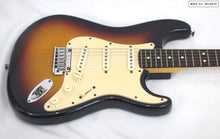 Cargar imagen en el visor de la galería, --Sold--Fender Stratocaster American Std Sunburst
