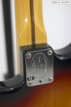 Cargar imagen en el visor de la galería, --Sold--Fender Stratocaster American Std Sunburst
