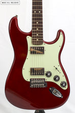 Cargar imagen en el visor de la galería, Fender Blacktop Stratocaster Mex Hh Candy Apple Red
