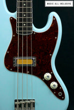 Cargar imagen en el visor de la galería, Fender Gold Foil Jazz Bass Sonic Blue Mex
