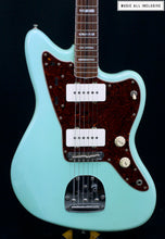 Cargar imagen en el visor de la galería, --Sold--Fender Classic Jazzmaster Limited Edition 60th Anniversary
