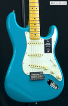Cargar imagen en el visor de la galería, —Sold—Fender American Professional II Stratocaster Miami Blue
