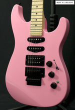 Cargar imagen en el visor de la galería, Fender Japan Limited Edition Hm Strat Flash Pink
