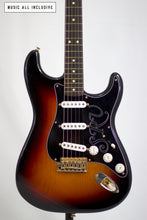 Cargar imagen en el visor de la galería, —Sold—Fender Stevie Ray Vaughan Stratocaster Sunburst Srv
