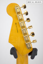 Cargar imagen en el visor de la galería, —Sold—Fender Stevie Ray Vaughan Stratocaster Sunburst Srv
