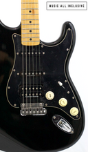 Cargar imagen en el visor de la galería, Fender Stratocaster Player Vega Trem Black Seymour D
