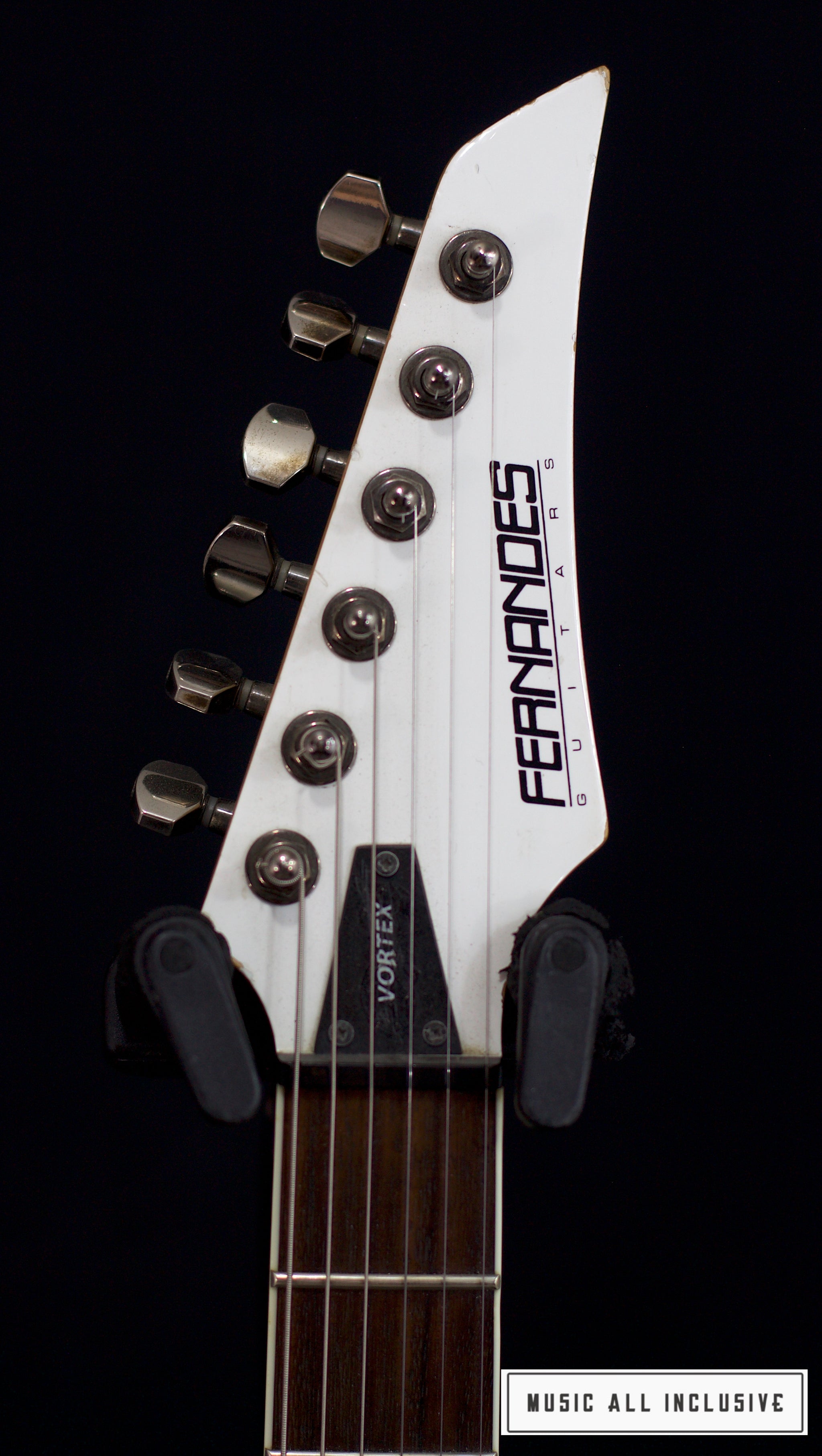 Fernandes Vortex X08 Hh White Flying V – Music All Inclusive