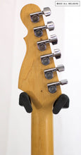 Cargar imagen en el visor de la galería, G&amp;L Legacy Usa Sunburst Stratocaster
