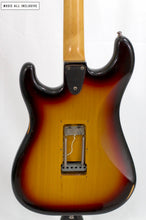 Cargar imagen en el visor de la galería, G&amp;L Legacy Usa Sunburst Stratocaster

