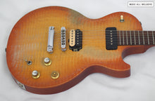 Cargar imagen en el visor de la galería, —Sold—Gibson Gary Moore Signature Les Paul BFG Lemonburst
