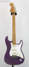 Cargar imagen en el visor de la galería, —Sold—Fender Jimi Hendrix Signature Stratocaster Ultraviolet
