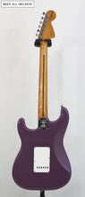 Cargar imagen en el visor de la galería, —Sold—Fender Jimi Hendrix Signature Stratocaster Ultraviolet
