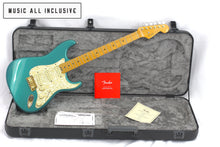 Cargar imagen en el visor de la galería, Fender American Elite Stratocaster Ocean Turquoise Metallic
