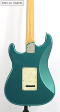 Cargar imagen en el visor de la galería, Fender American Elite Stratocaster Ocean Turquoise Metallic
