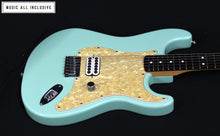 Cargar imagen en el visor de la galería, —Sold—Fender Tom Delonge Stratocaster Mex Surf Green
