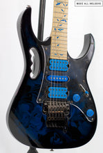 Cargar imagen en el visor de la galería, Ibanez Premium Jem77p Blue Floral Patern Steve Vai

