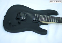 Cargar imagen en el visor de la galería, —Sold—Jackson Js22-7 Dinky 7 Cuerdas Matte Black
