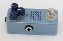 Cargar imagen en el visor de la galería, JHS Pedals Tidewater Tremolo
