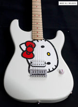 Cargar imagen en el visor de la galería, Squier Fender X Hello Kitty White Stratocaster
