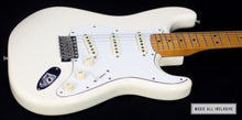 Cargar imagen en el visor de la galería, Fender Stratocaster Hendrix White Signature
